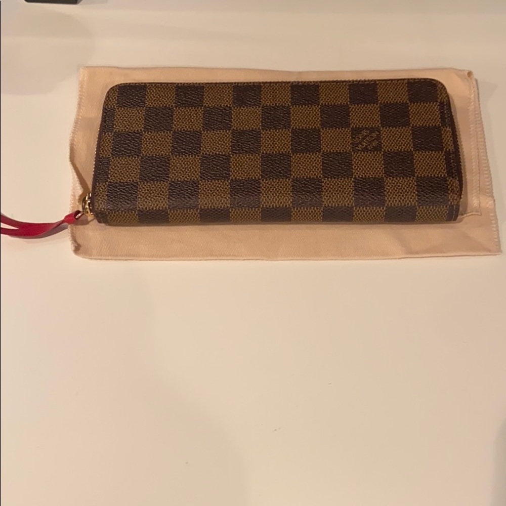 LV wallet